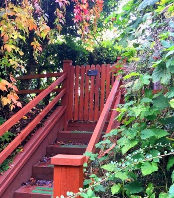 The Summerhouse, Countryside Retreat With Private Hot Tub 布里奇诺斯 外观 照片